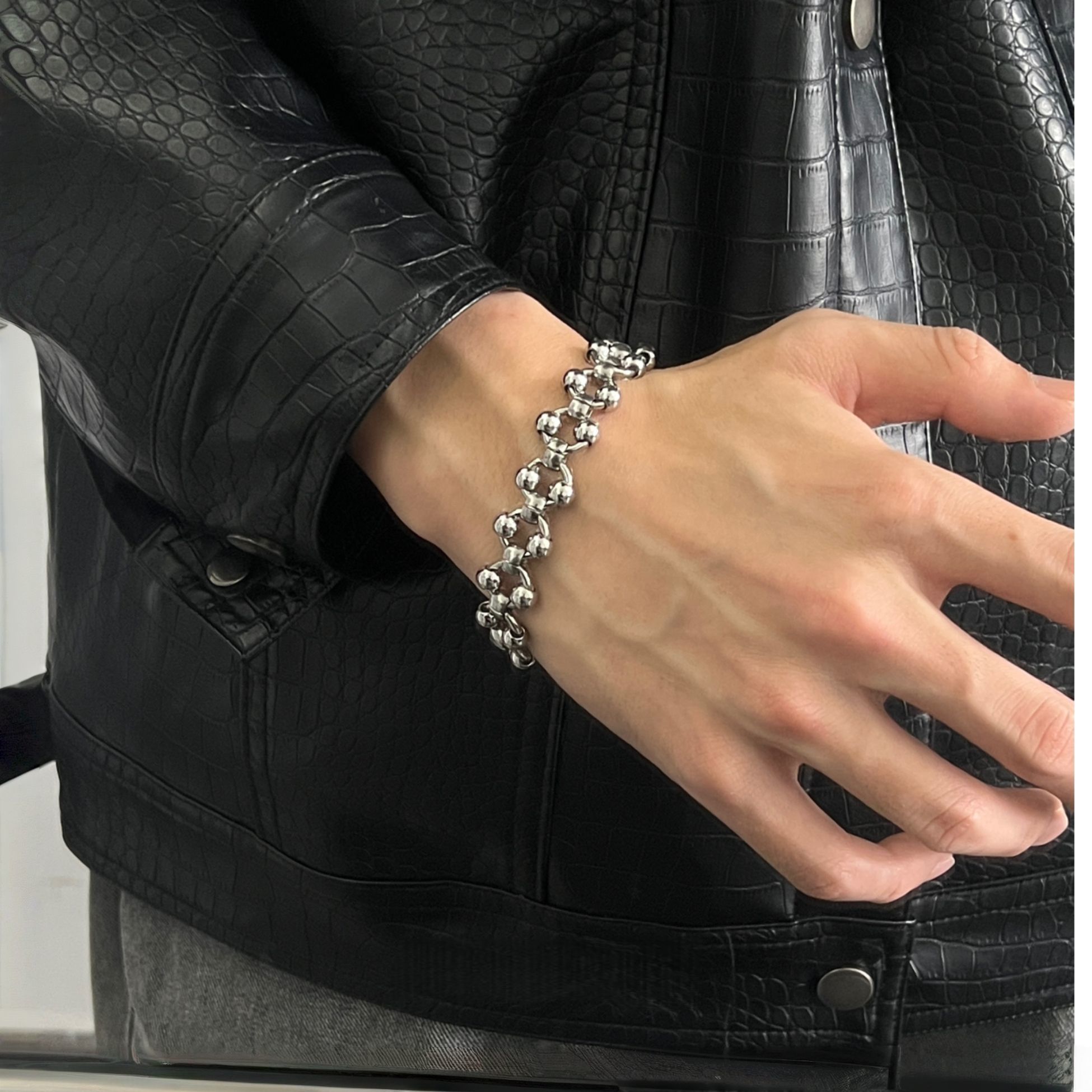 Streetwear Brand Jewelry - Ciężka punkowa bransoletka z pustych stalowych