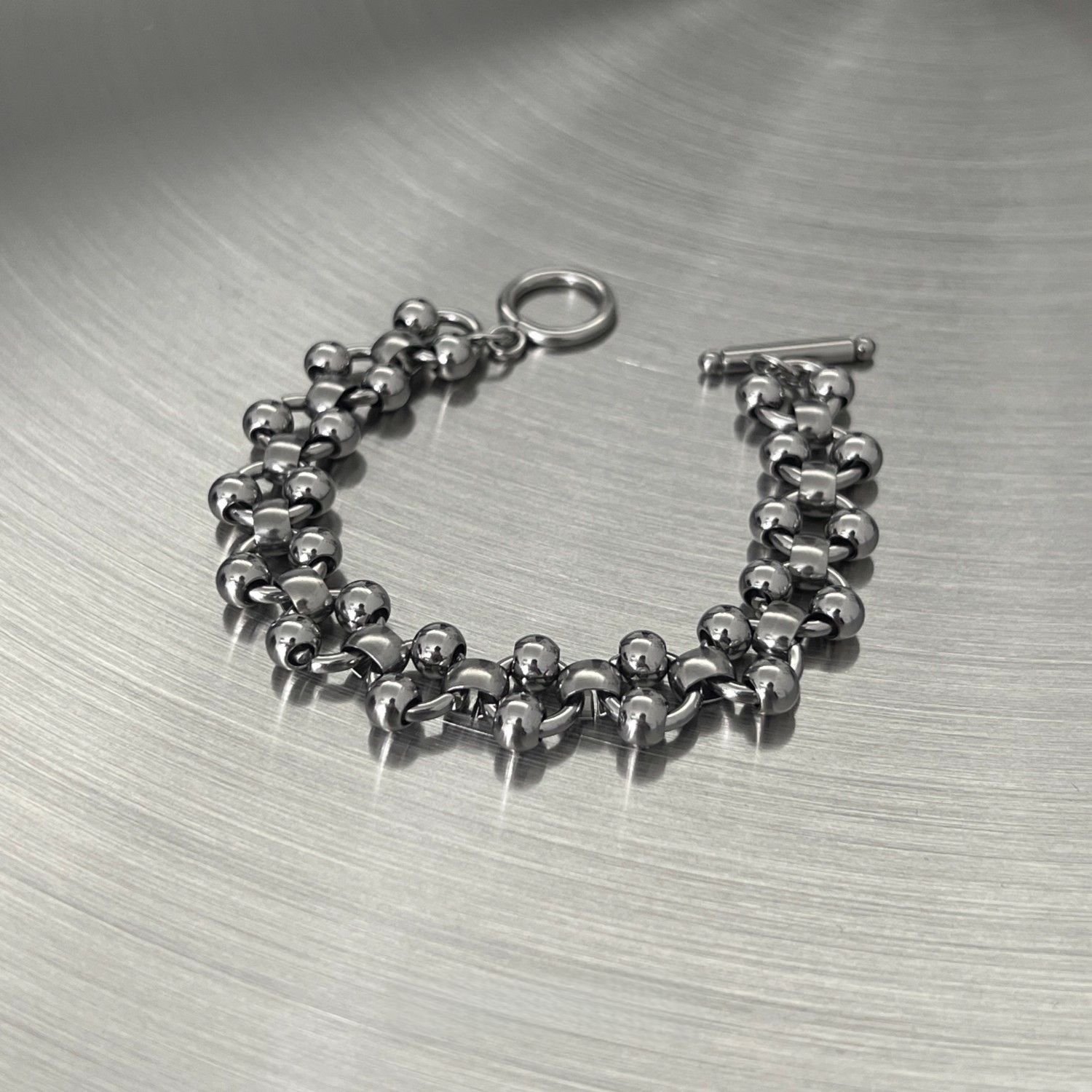 Ciężka punkowa bransoletka z p – Streetwear Brand Jewelry recenzja i cena