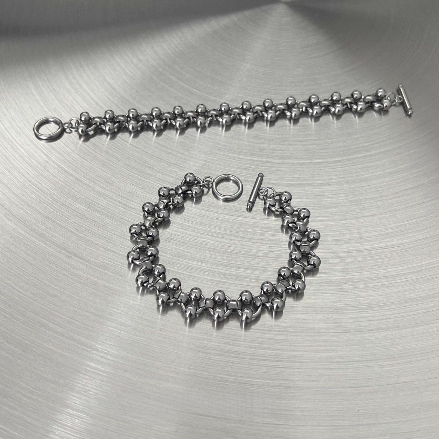 Ciężka punkowa bransoletka z p – Streetwear Brand Jewelry recenzja i cena
